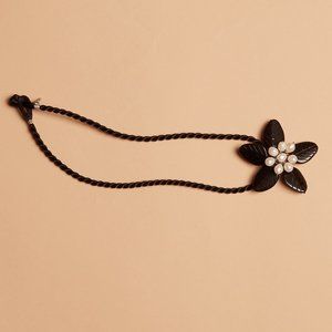 🍋3 for $20🍋 Flower Black Necklace
